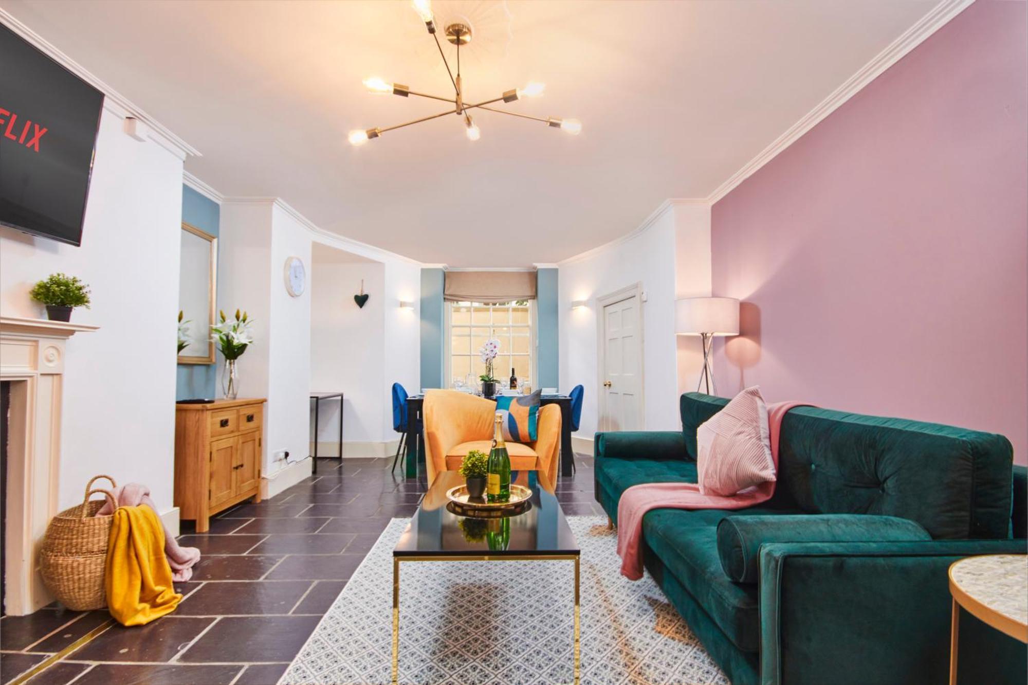 Beautiful 2Bedroom 4 Actual Beds House With Wifi By Purestay バース エクステリア 写真